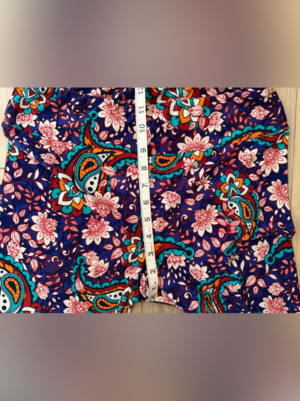 LULAROE Floral Paisley Purple Leggings EUC - Picture 5 of 9